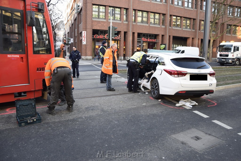 VU PKW Strab Koeln Mitte Pipinenstr Hohestr P146.JPG - Miklos Laubert